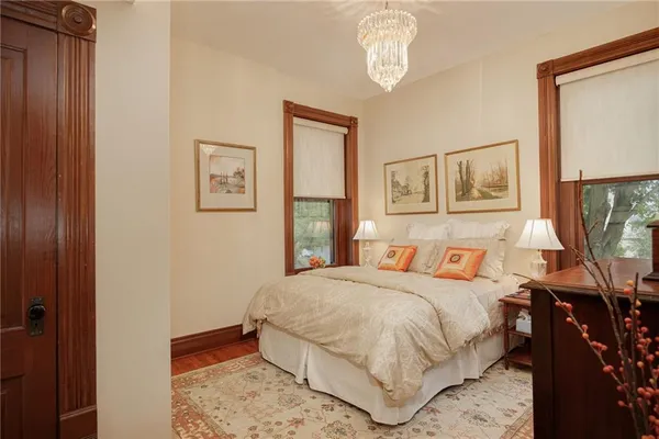 $580,000 | 1328 Francis Street, St. Joseph, MO 64501