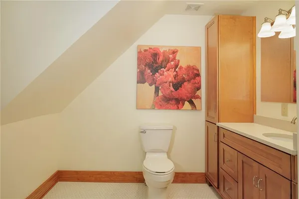 $580,000 | 1328 Francis Street, St. Joseph, MO 64501