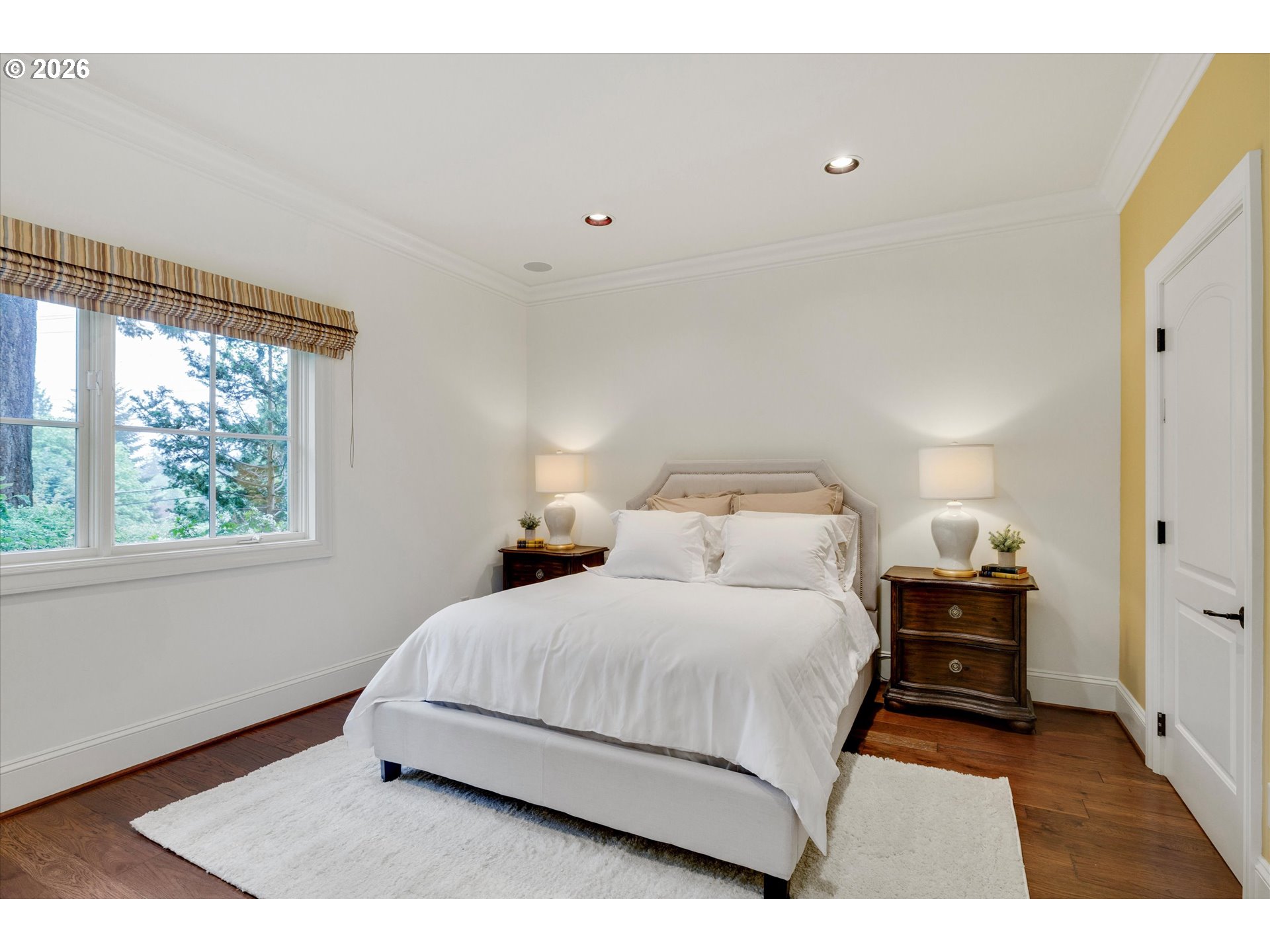 1011 Troon Road Lake Oswego, OR 97034 - Photo 18 of 41 Bedroom