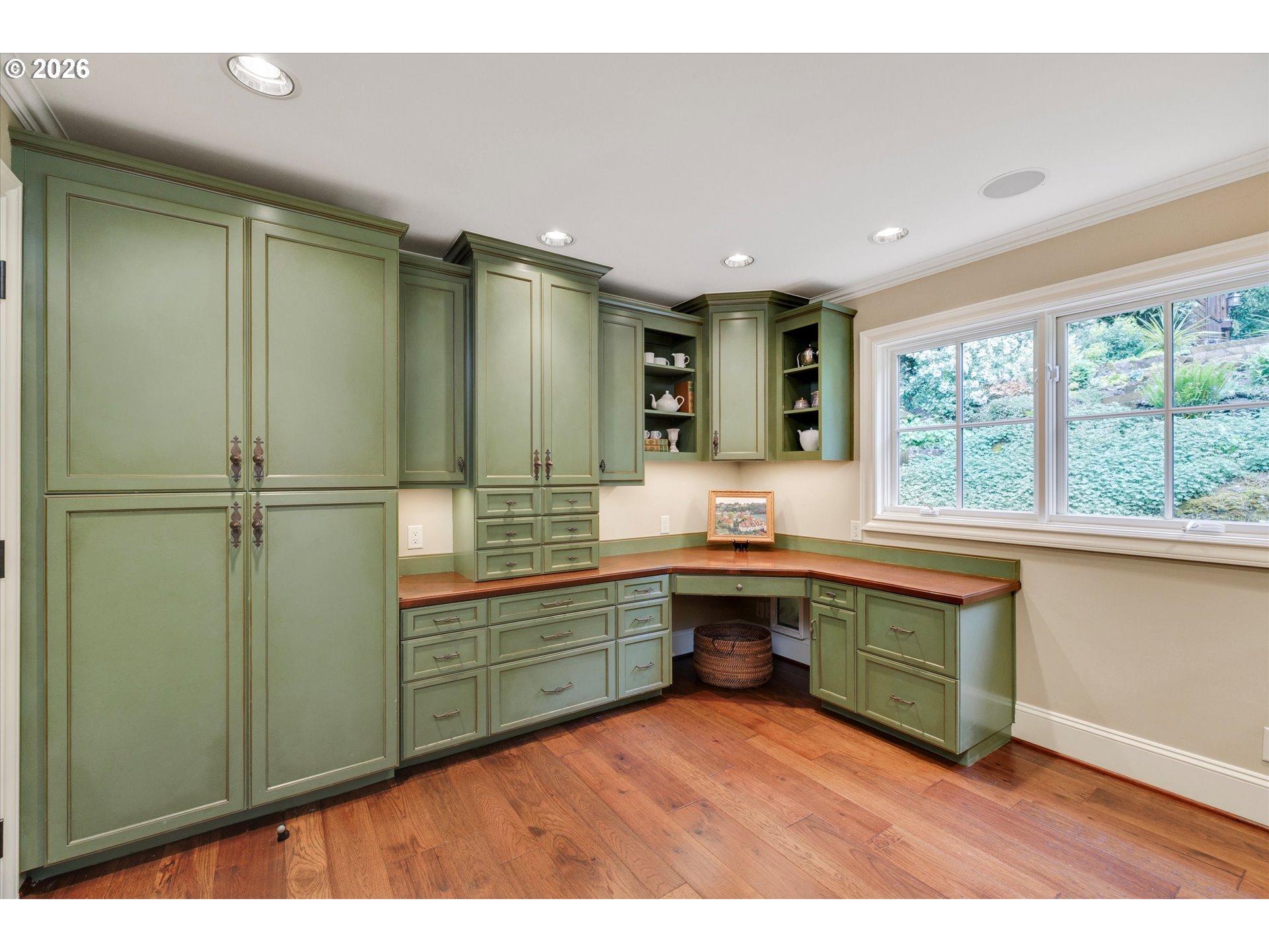 1011 Troon Road Lake Oswego, OR 97034 - Photo 20 of 41 Den/Office