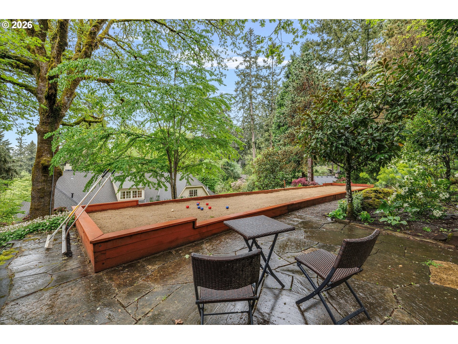 1011 Troon Road Lake Oswego, OR 97034 - Photo 37 of 41
