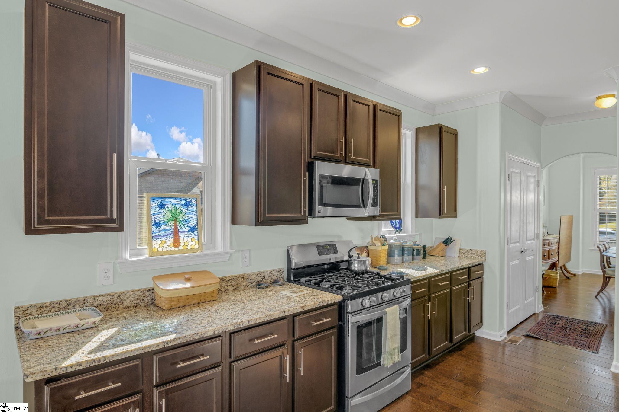 213 Terrace View Way Seneca, SC 29678 - Photo 9 of 36 Gallery Image 9