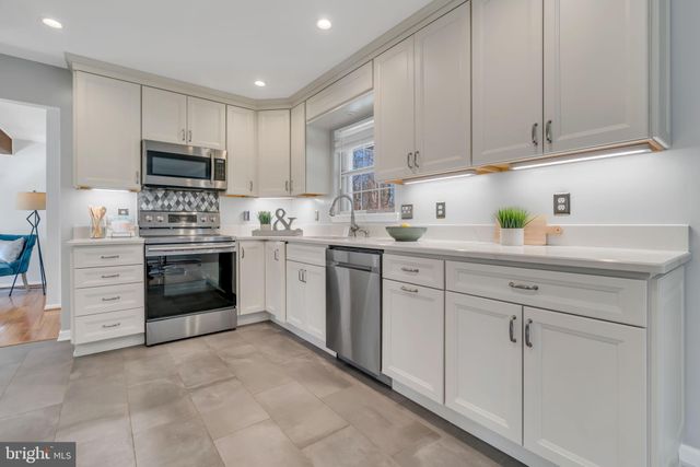 $945,000 | 7607 Maritime Lane, Springfield, VA 22153