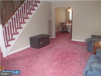 200 Golf Road Darby, PA 19023 - Photo 4 of 12 Living Room