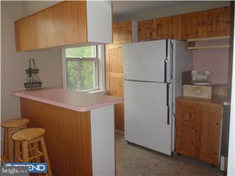 200 Golf Road Darby, PA 19023 - Photo 7 of 12 Kitchen