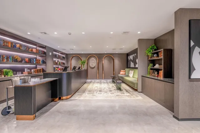 $1,279,000 | 398 Northeast 5th Street, Unit 2118, Miami, FL 33132