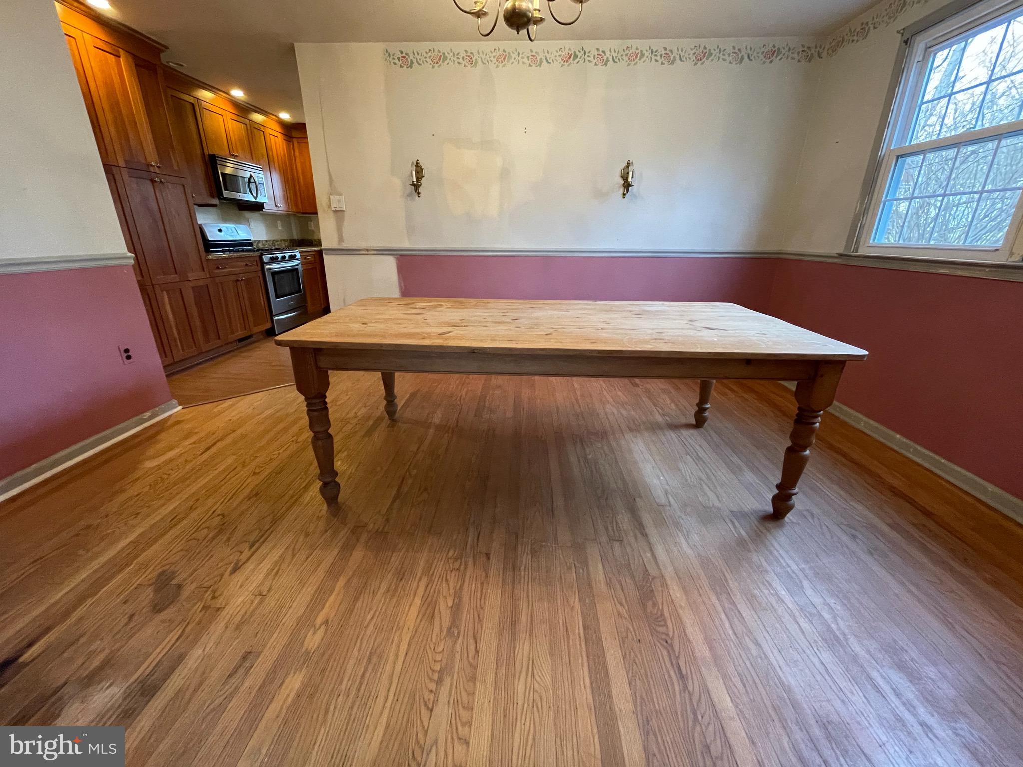 924 Gilbert Road Cheltenham, PA 19012 - Photo 11 of 38