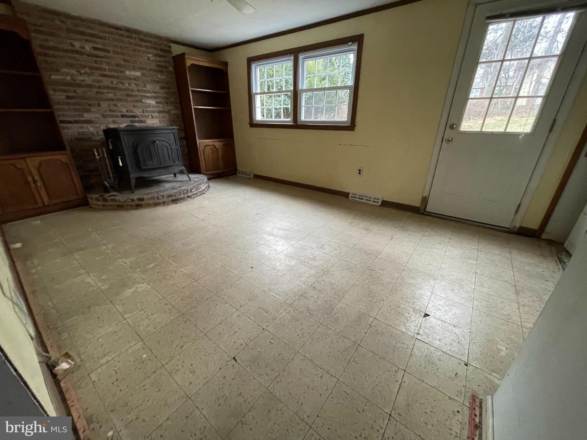 924 Gilbert Road Cheltenham, PA 19012 - Photo 20 of 38