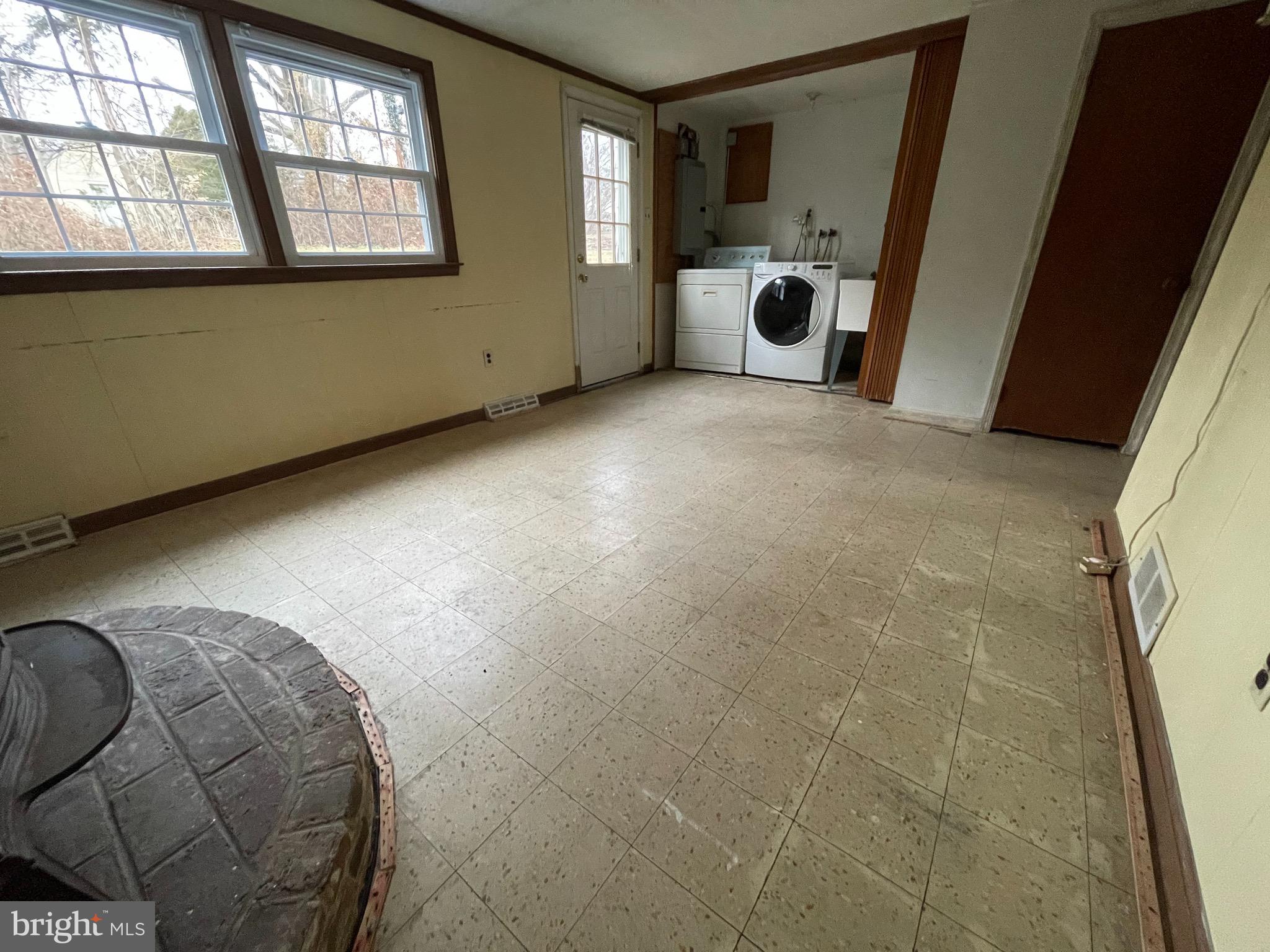924 Gilbert Road Cheltenham, PA 19012 - Photo 21 of 38