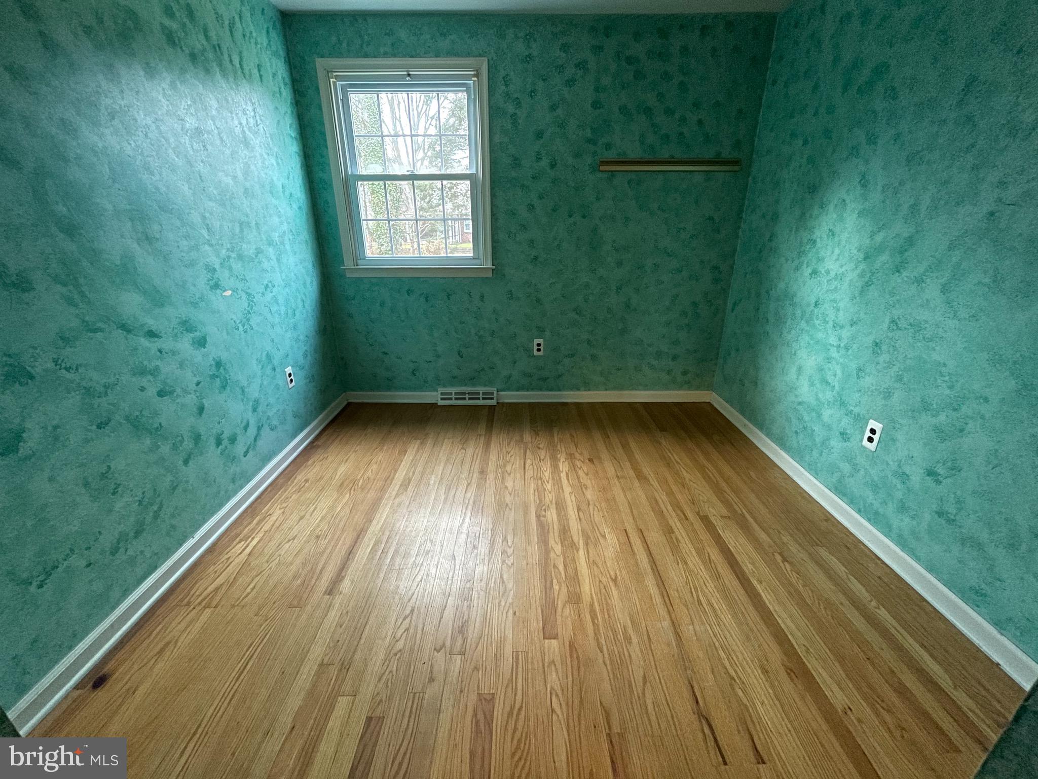 924 Gilbert Road Cheltenham, PA 19012 - Photo 26 of 38