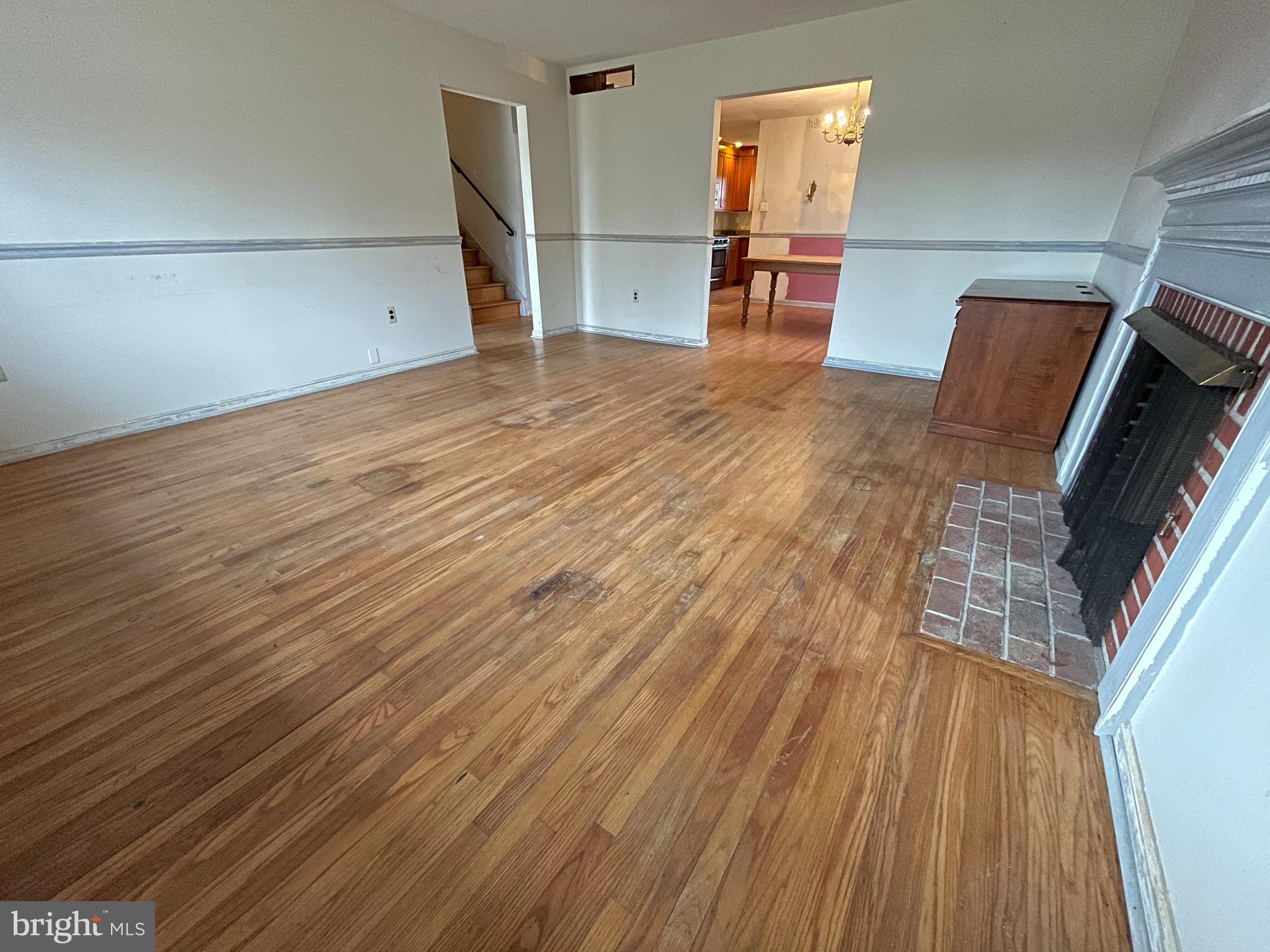 924 Gilbert Road Cheltenham, PA 19012 - Photo 7 of 38