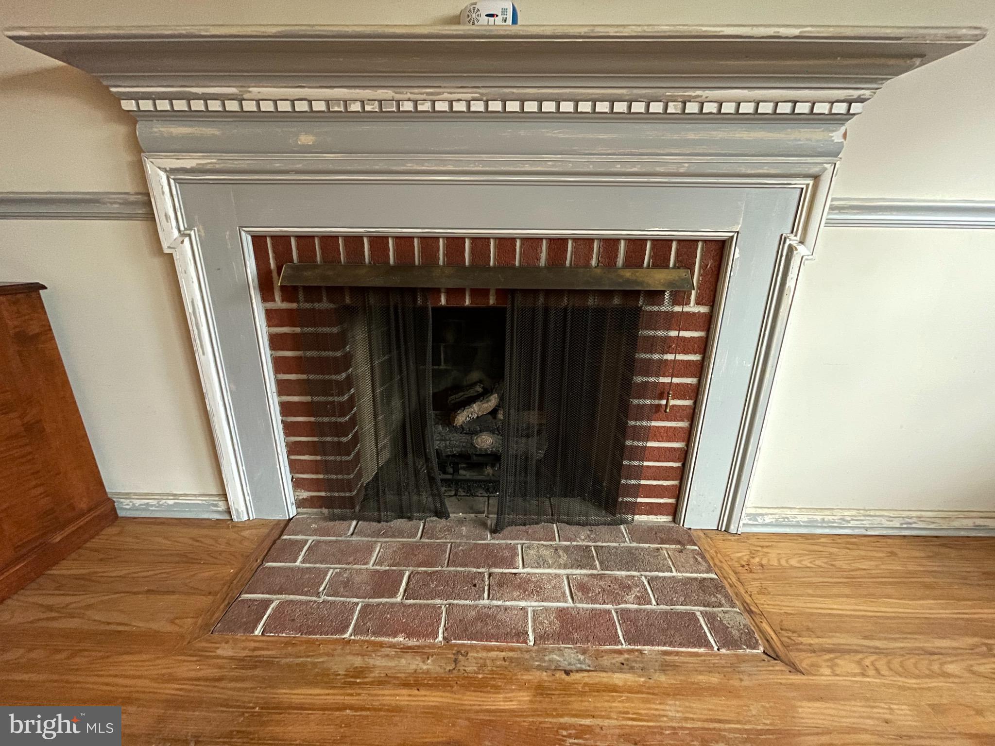 924 Gilbert Road Cheltenham, PA 19012 - Photo 9 of 38