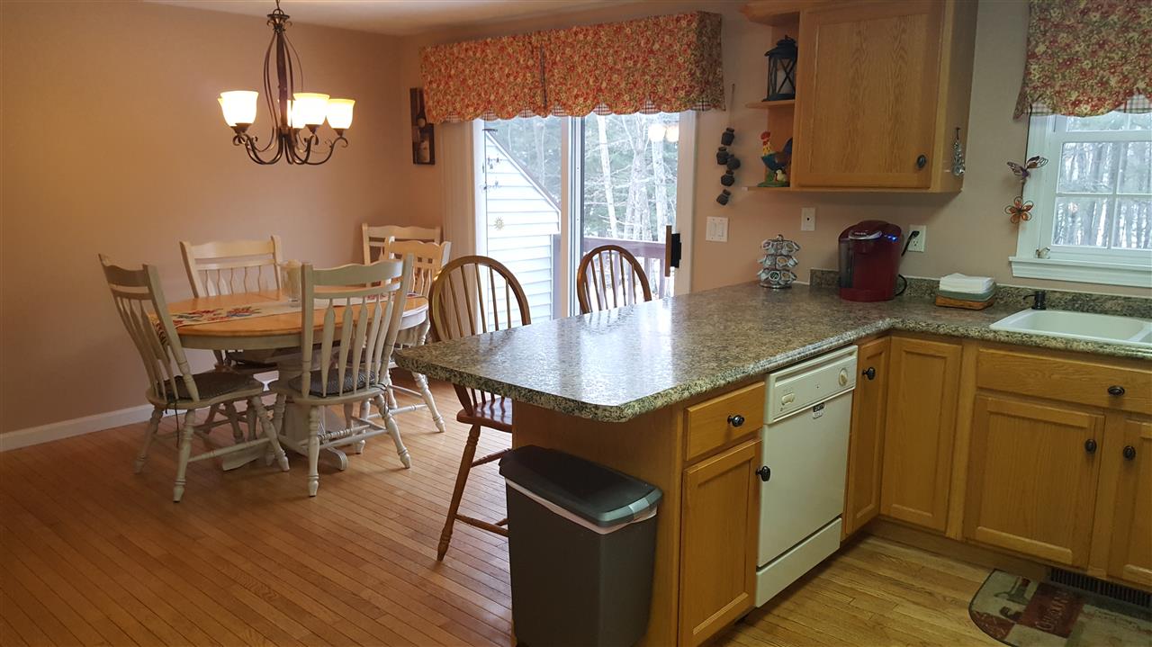 68 Ramsgate Ridge Drive, Unit 261 Nashua, NH 03063 - Photo 2 of 16