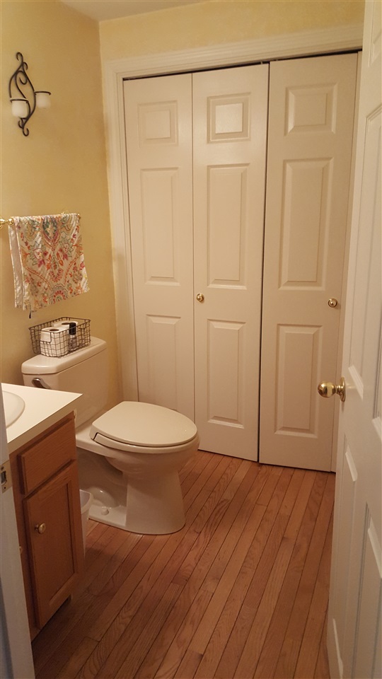 68 Ramsgate Ridge Drive, Unit 261 Nashua, NH 03063 - Photo 12 of 16