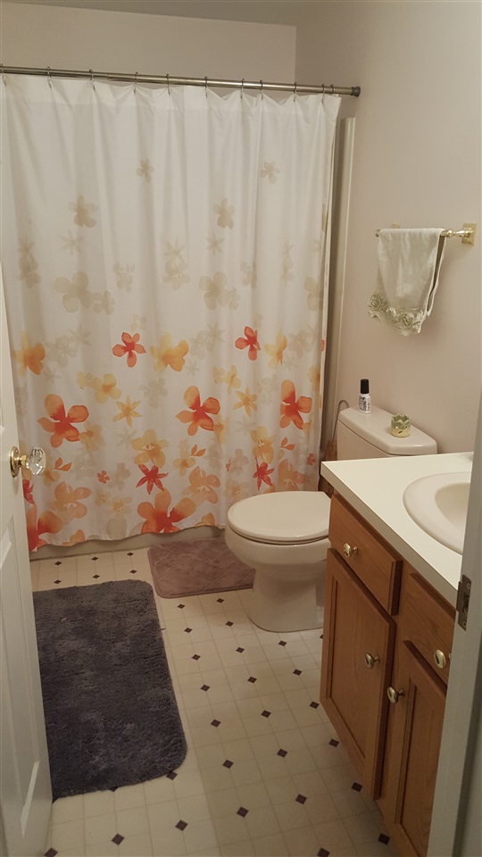 68 Ramsgate Ridge Drive, Unit 261 Nashua, NH 03063 - Photo 13 of 16
