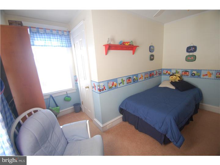 115 Ridley Drive Wallingford, PA 19086 - Photo 17 of 25 Bedroom 2