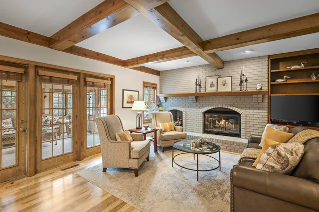 $769,900 | 6 Pintail Circle, Madison, WI 53717