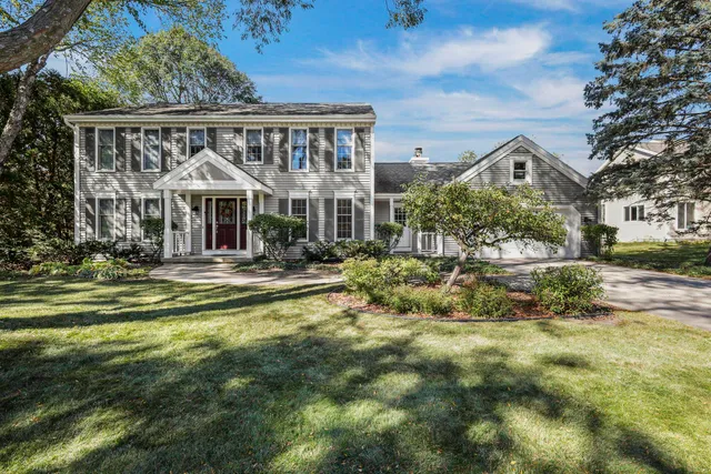 $769,900 | 6 Pintail Circle, Madison, WI 53717