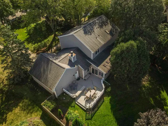 $769,900 | 6 Pintail Circle, Madison, WI 53717