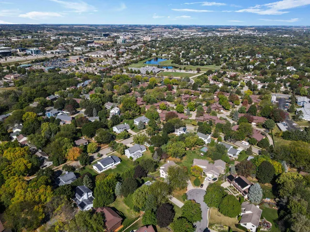 $769,900 | 6 Pintail Circle, Madison, WI 53717