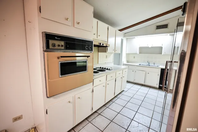 $94,000 | 29498 420th Street, Griggsville, IL 62340