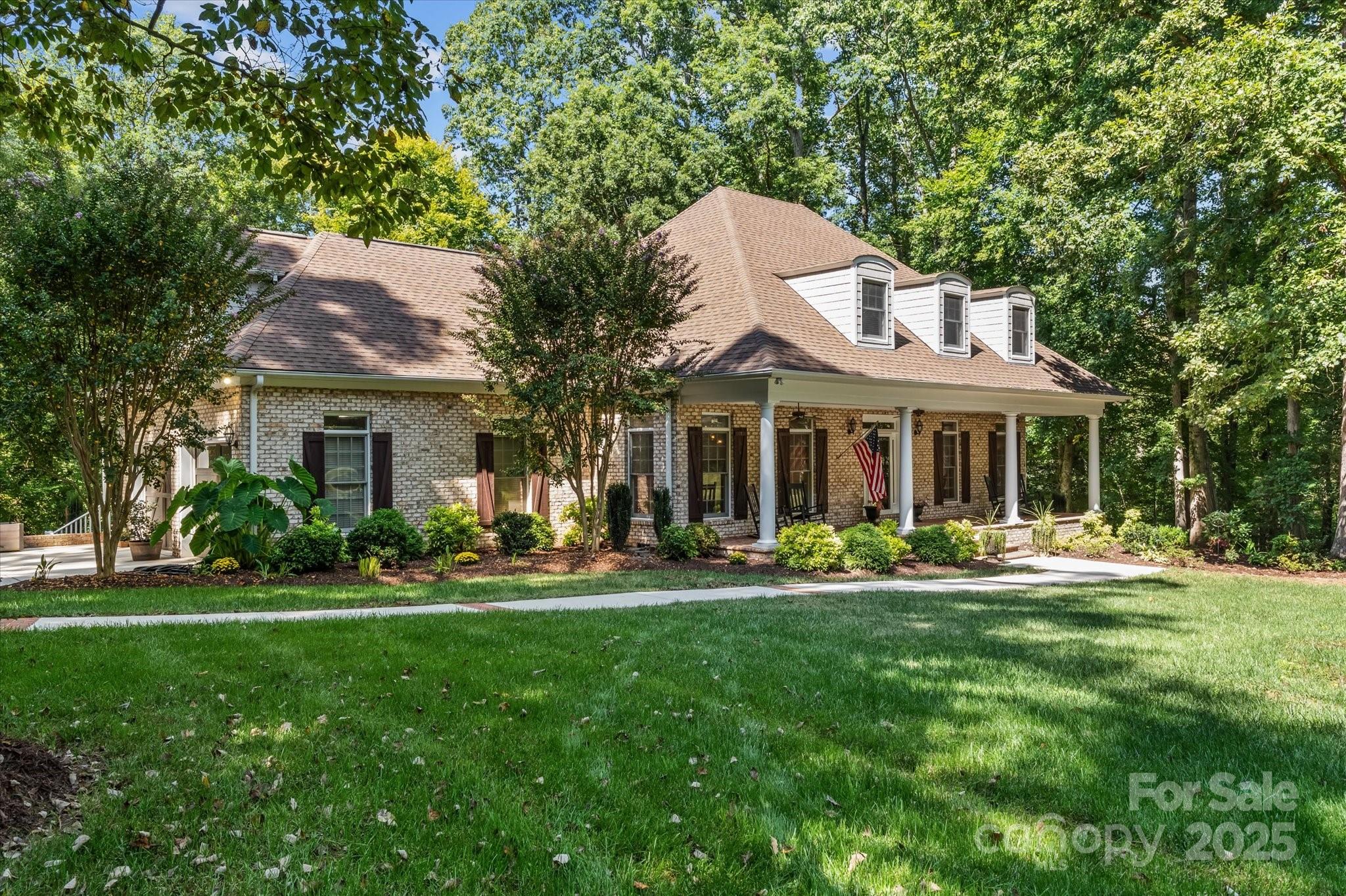 11735 Abernathy Road Charlotte, NC 28216 - Photo 2 of 44 Gallery Image 2