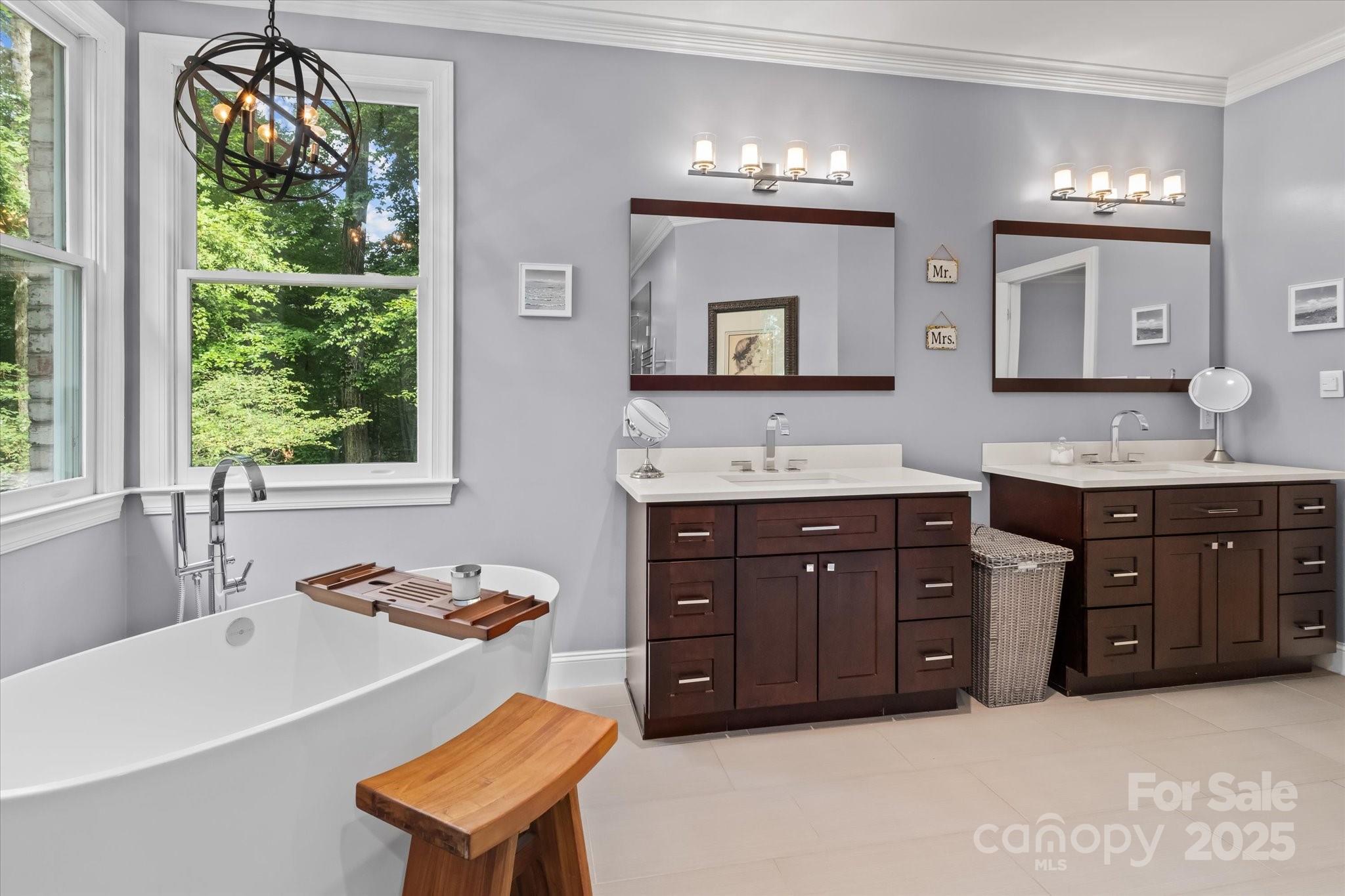 11735 Abernathy Road Charlotte, NC 28216 - Photo 22 of 44 Gallery Image 22