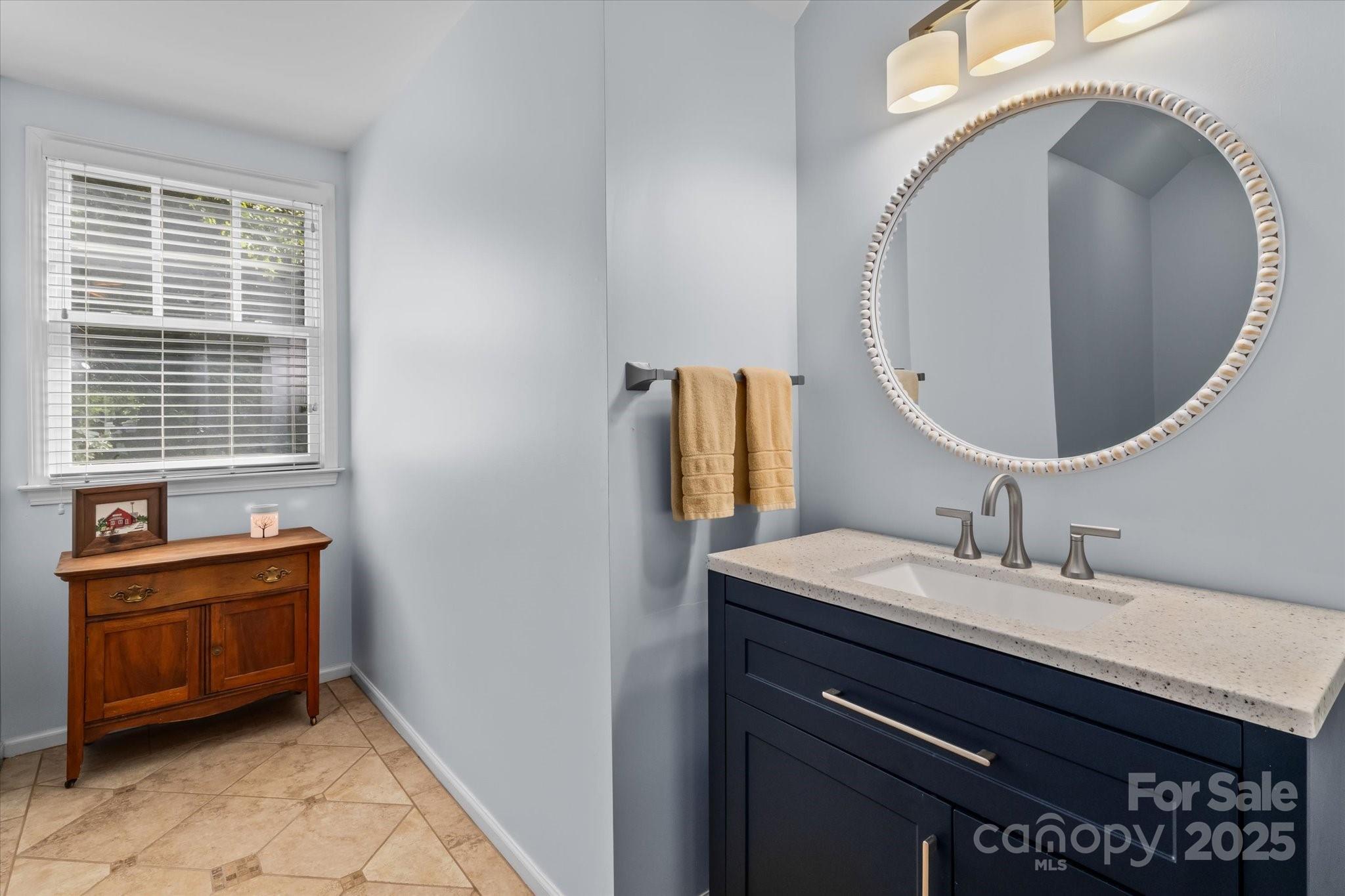 11735 Abernathy Road Charlotte, NC 28216 - Photo 28 of 44 Gallery Image 28