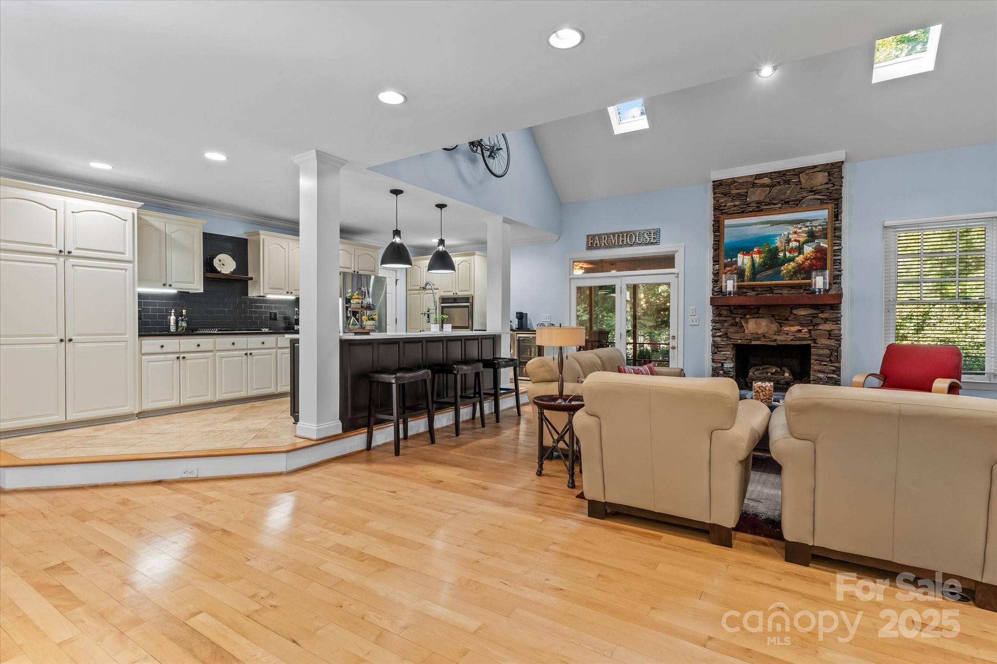 11735 Abernathy Road Charlotte, NC 28216 - Photo 8 of 44 Gallery Image 8