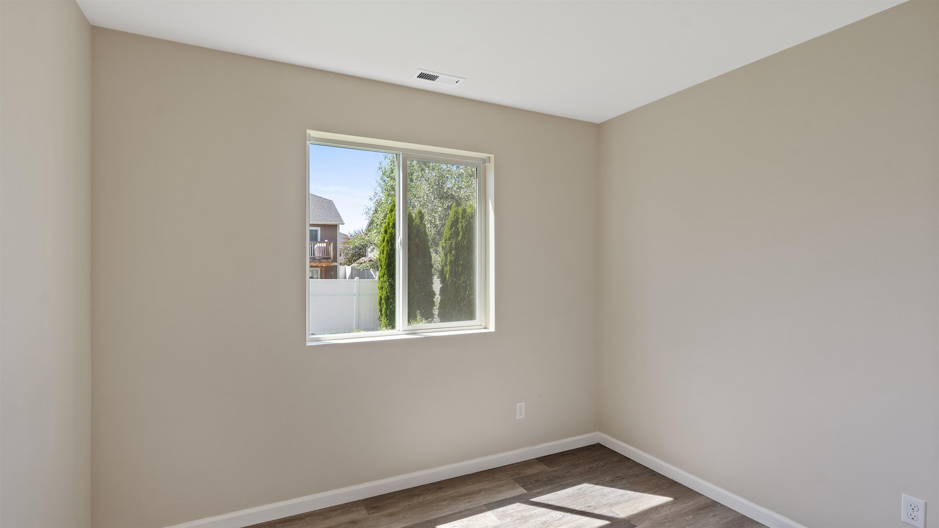 7715 North Maple Street Spokane, WA 99208 - Photo 16 of 19 Gallery Image 16