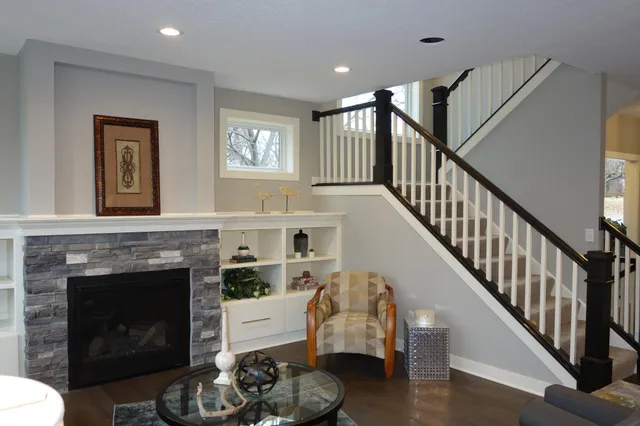 $768,900 | 592 X Hodgson Road, St. Paul, MN 55126