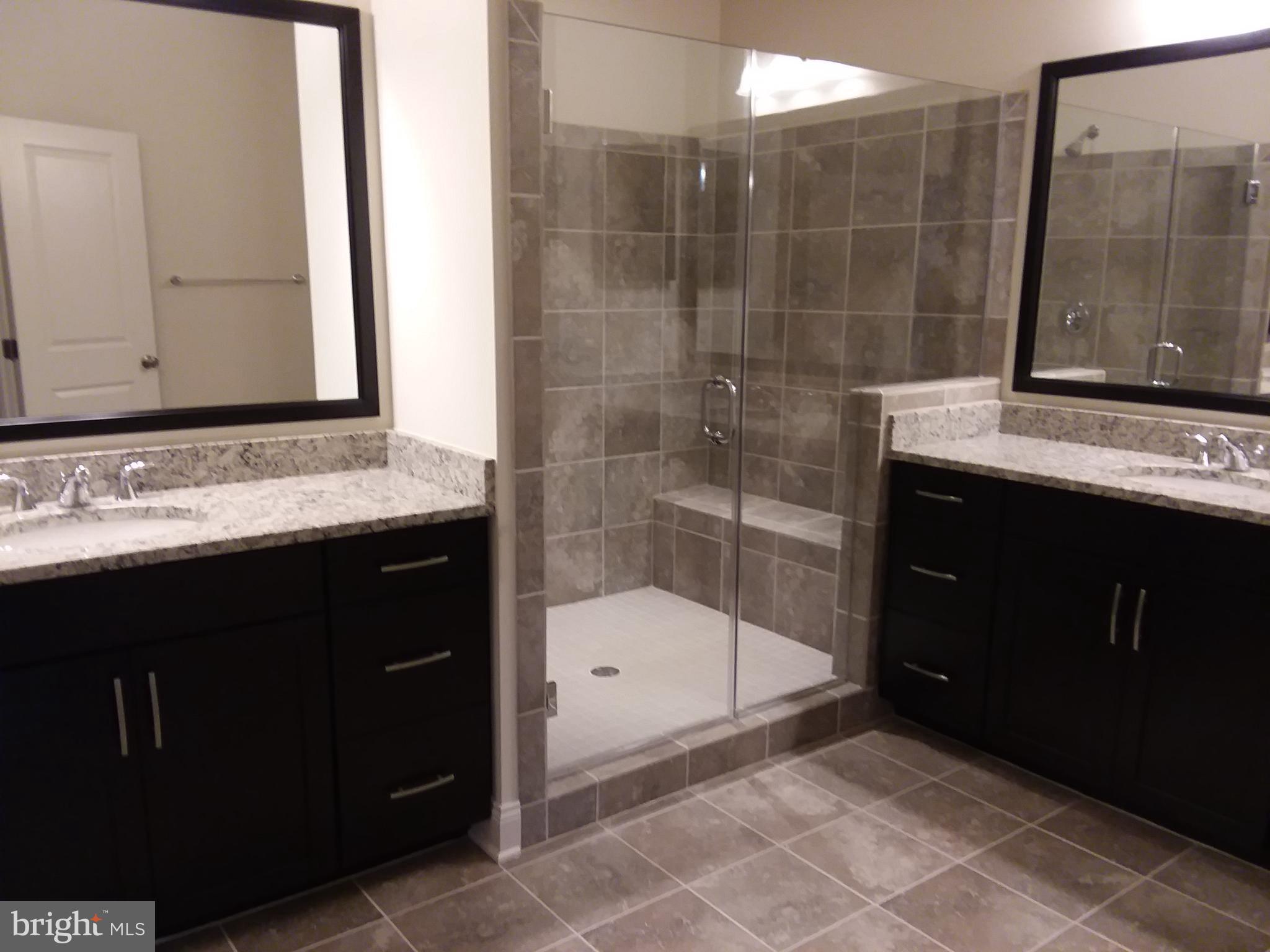 22595 Windsor Locks Square Ashburn, VA 20148 - Photo 24 of 56 Bath (Master)