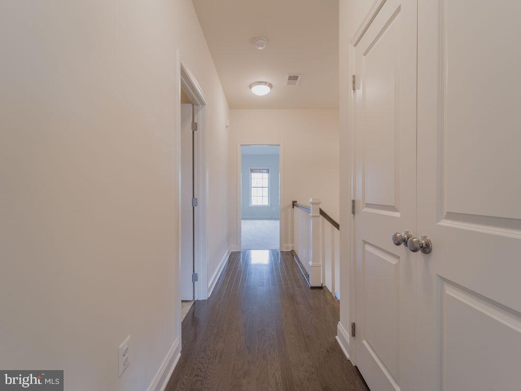 22595 Windsor Locks Square Ashburn, VA 20148 - Photo 35 of 56