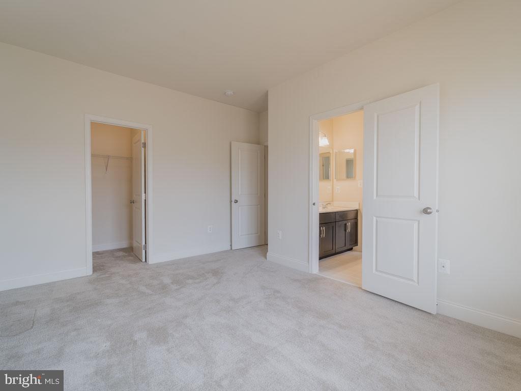 22595 Windsor Locks Square Ashburn, VA 20148 - Photo 51 of 56