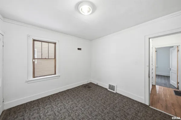 $42,500 | 1419 West John H Gwynn Jr Avenue, Peoria, IL 61605