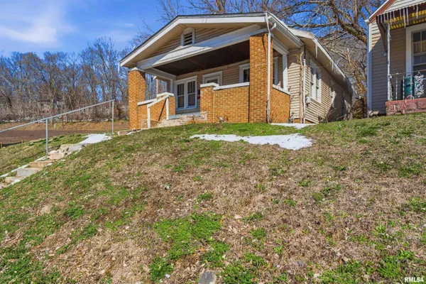 $42,500 | 1419 West John H Gwynn Jr Avenue, Peoria, IL 61605
