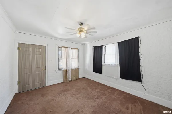 $42,500 | 1419 West John H Gwynn Jr Avenue, Peoria, IL 61605