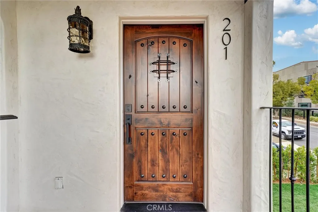 1569 Wesley Avenue Pasadena, CA 91104 - Photo 15 of 41