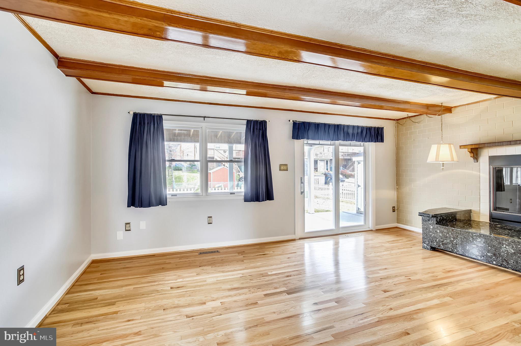 5633 Selford Road Baltimore, MD 21227 - Photo 11 of 44