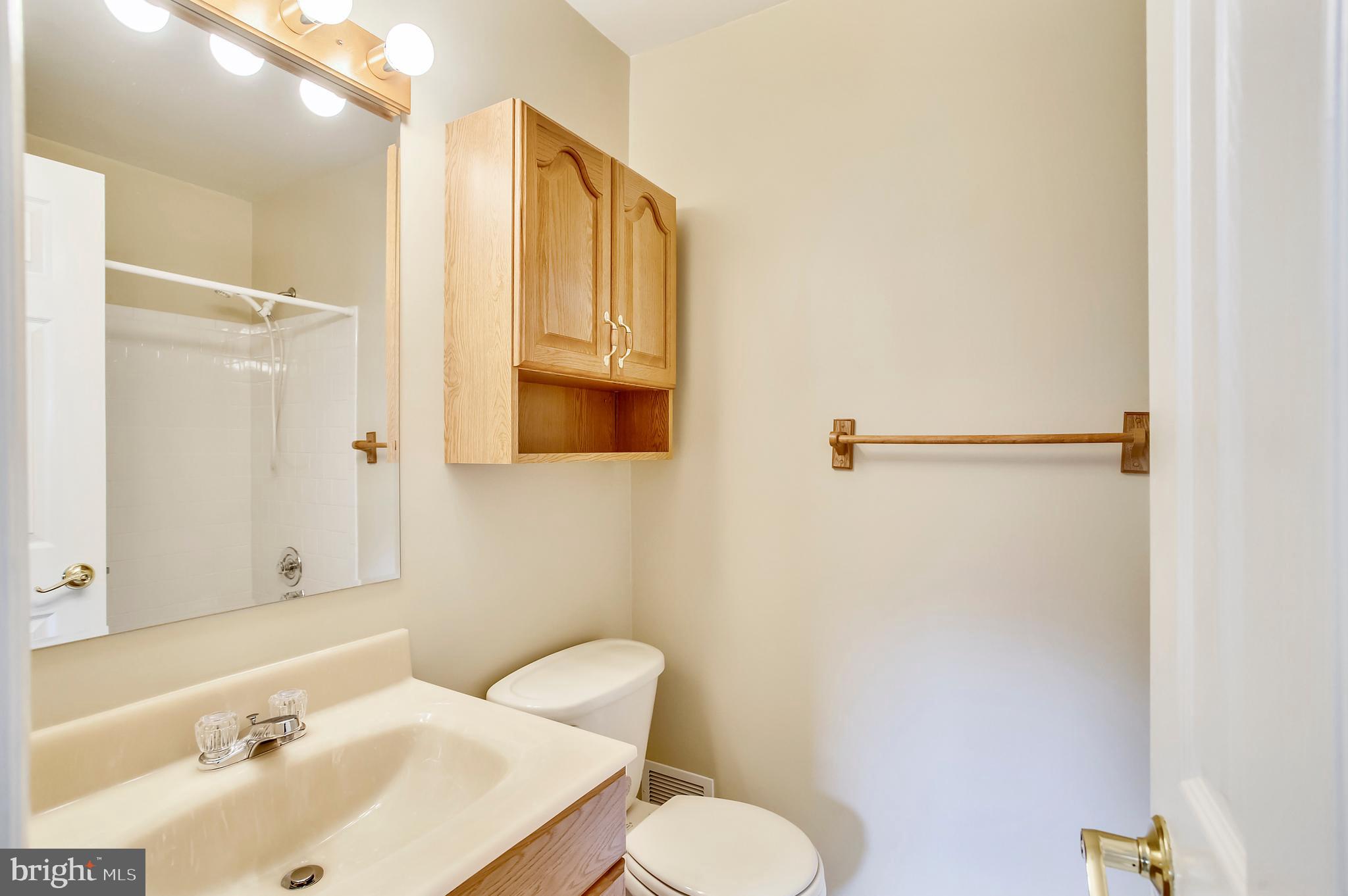 5633 Selford Road Baltimore, MD 21227 - Photo 27 of 44