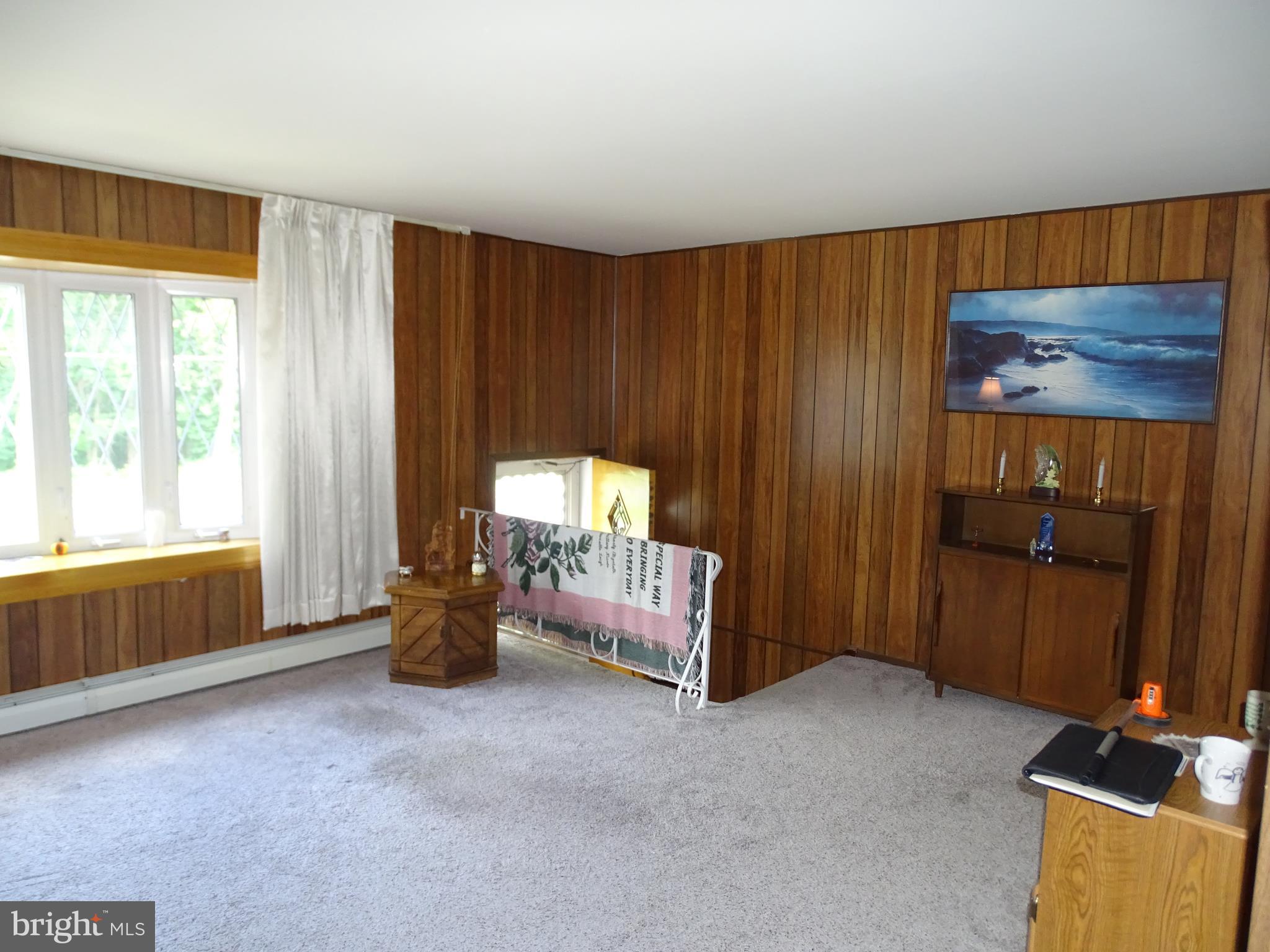 11019 Academy Road Philadelphia, PA 19154 - Photo 4 of 23 Formal living room
