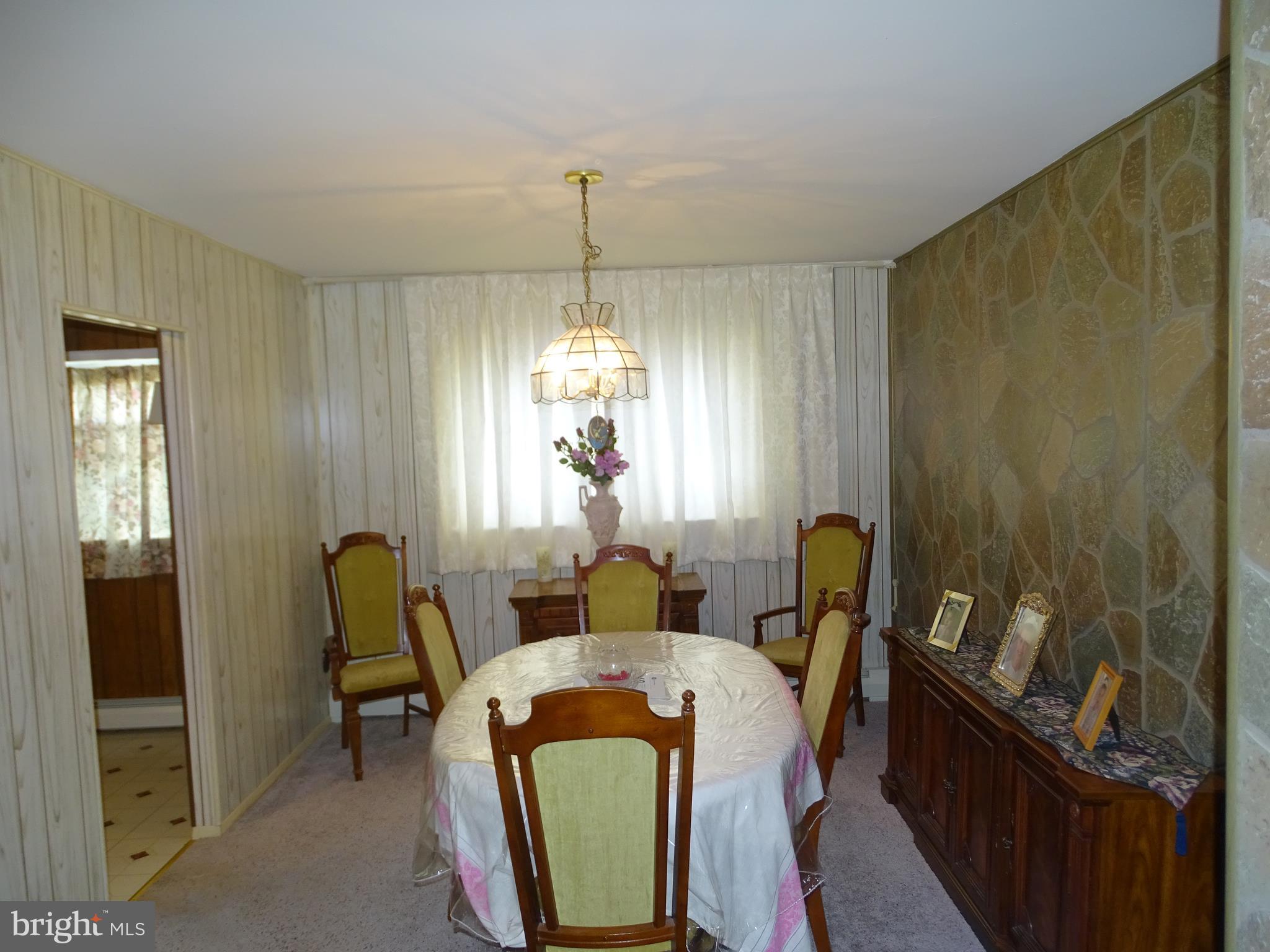 11019 Academy Road Philadelphia, PA 19154 - Photo 5 of 23 Formal dining room