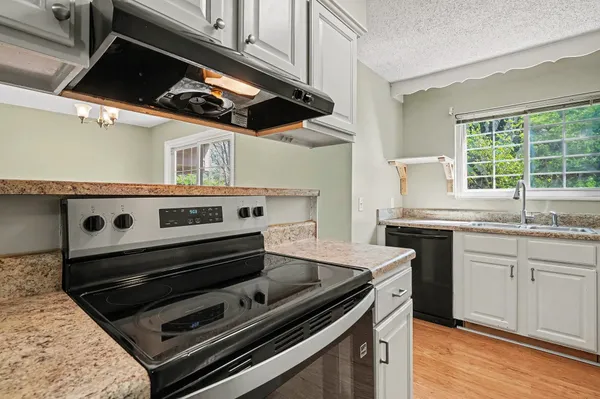 $1,995 | 5510 Country Drive, Unit 56, Nashville, TN 37211
