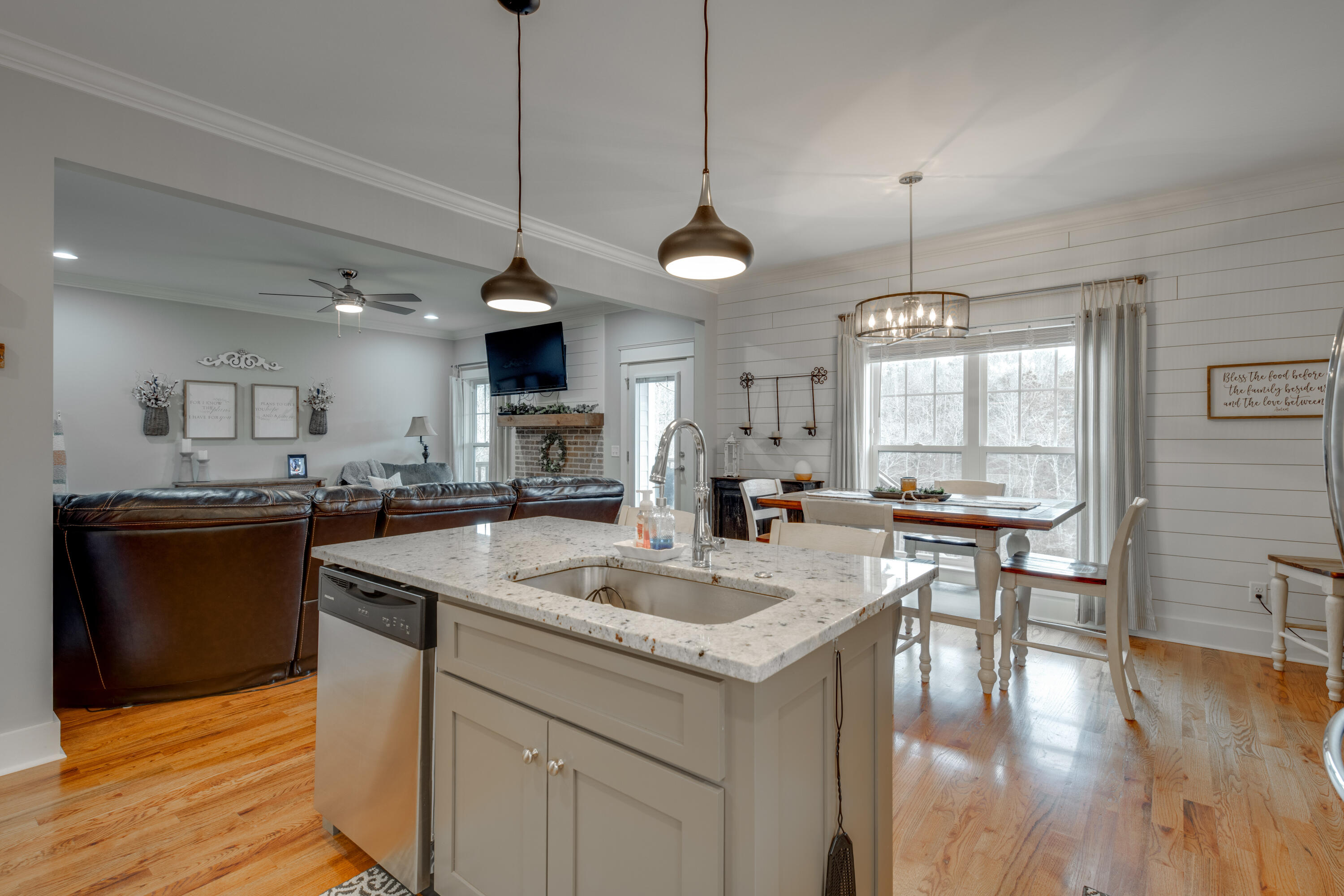 9279 Bill Reed Road Ooltewah, TN 37363 - Photo 12 of 29 Kitchen