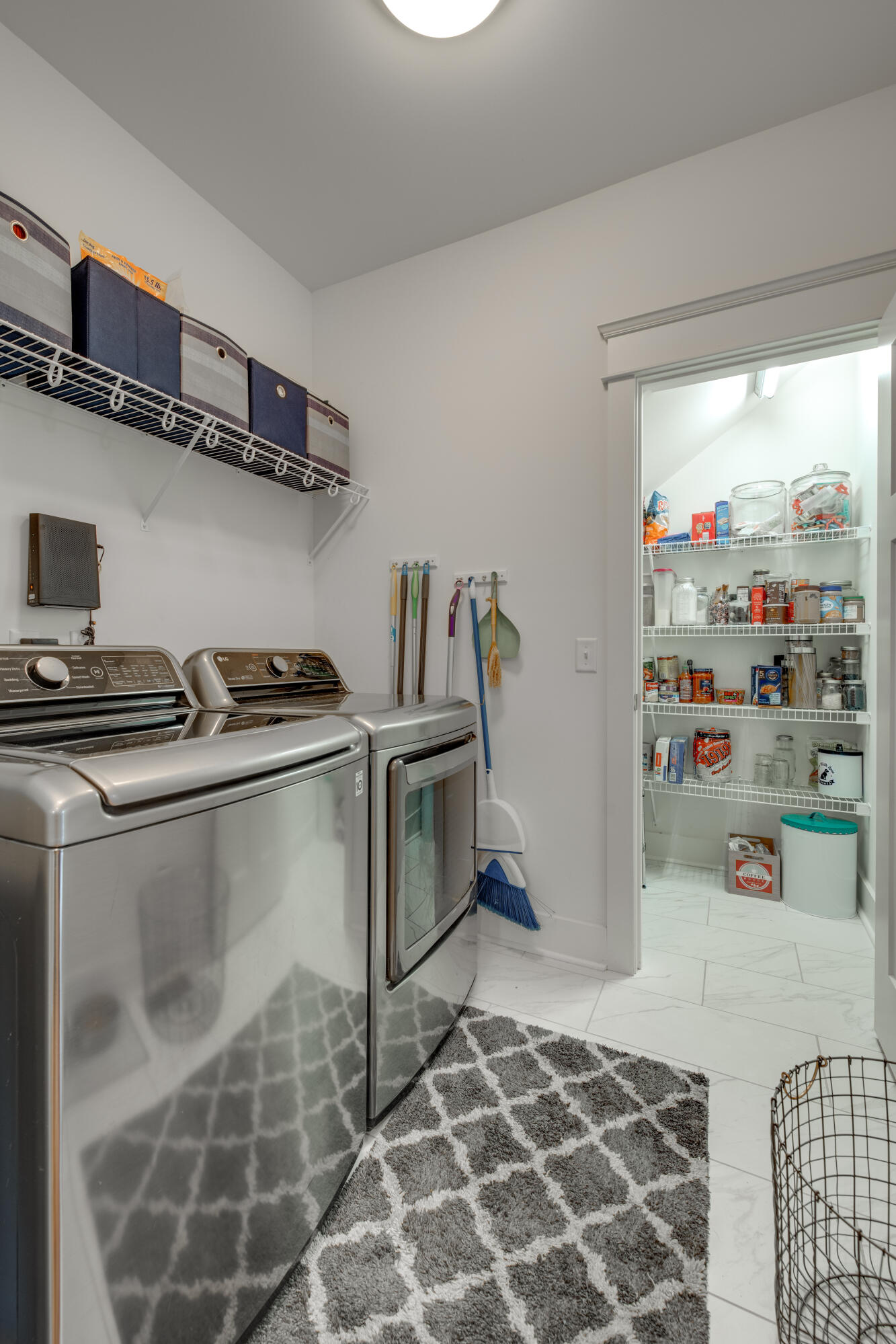 9279 Bill Reed Road Ooltewah, TN 37363 - Photo 13 of 29 Laundry/Pantry