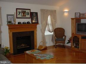 113 Hull Road Manahawkin, NJ 08050 - Photo 2 of 5