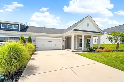 $324,500 | 6531 Knob Crk Drive, Whitsett, NC 27377