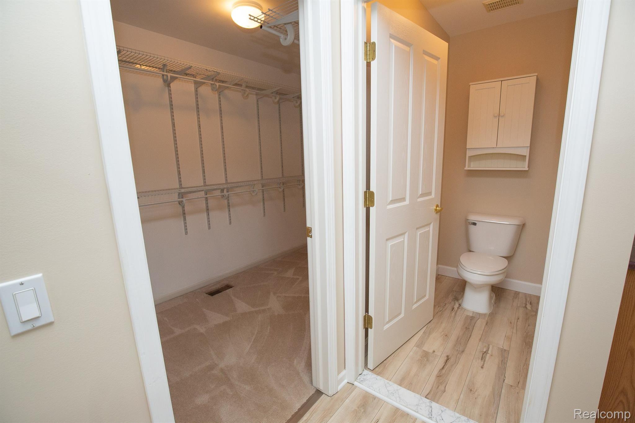 4040 Holly Lane Rochester, MI 48306 - Photo 32 of 63 IMG_7791.jpg