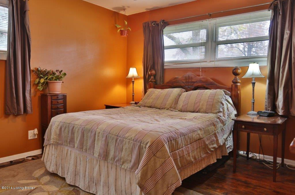 4802 Raven Road Louisville, KY 40213 - Photo 14 of 38 JI0A6598