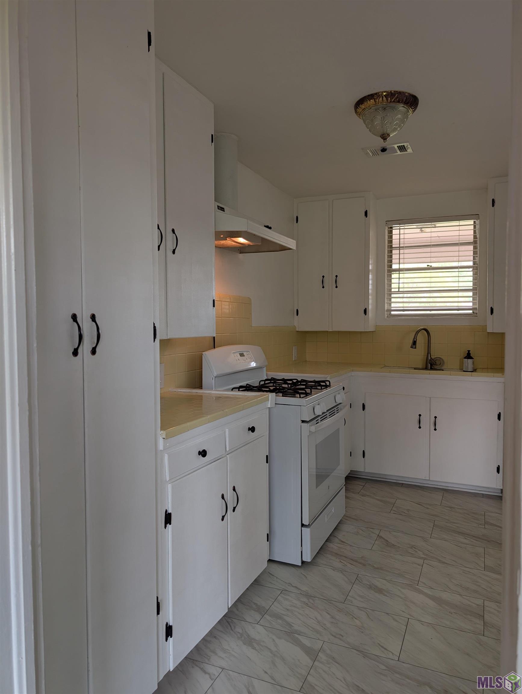 235 Burgin Avenue Baton Rouge, LA 70808 - Photo 5 of 11
